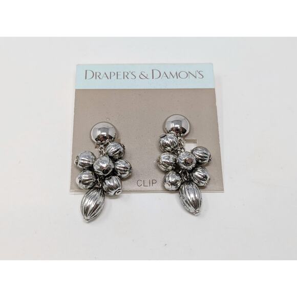 Draper's & Damon's Earrings Clip On Silver Tone Bead Cluster Dangle New - Picture 1 of 4